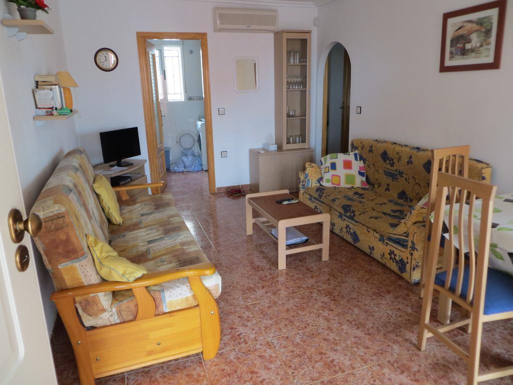 La Herrada Los Montesinos Habitación foto